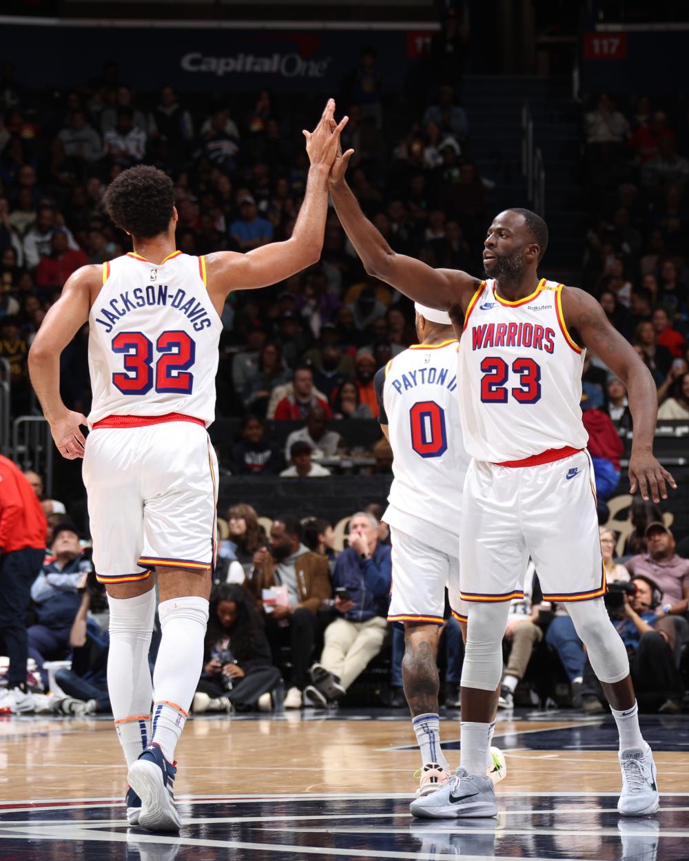 声压表现依 声压表现依